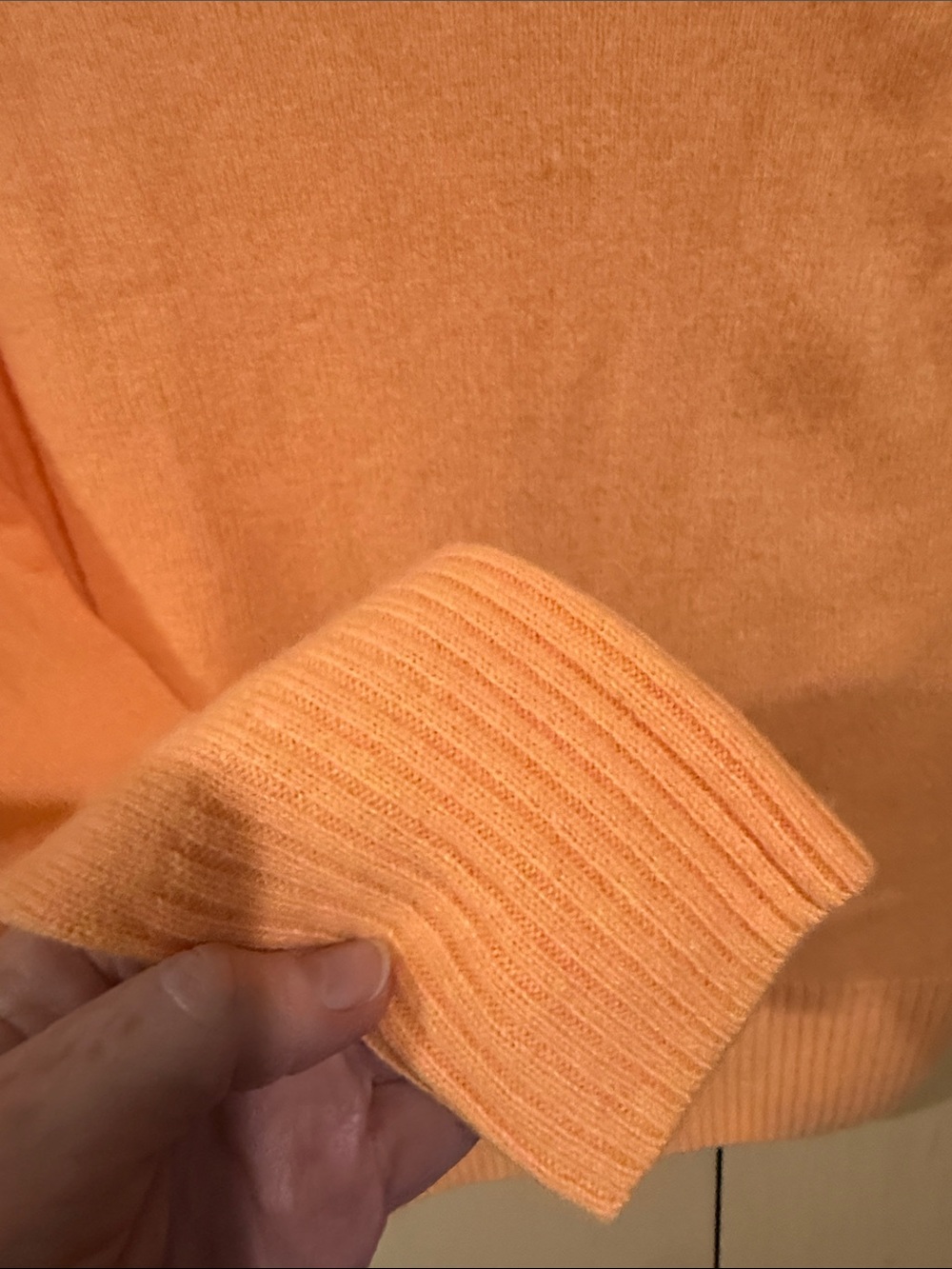 Soft silk blend Saks Fifth Avenue Peach Crewneck Sweater - Picture 2 of 6